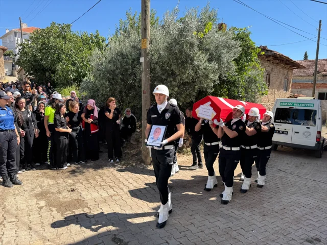 Sevilen Polis Memuru Kütahya'daki Kazada Hayatını Kaybetti: Uşak'ta Gözyaşları Sel Oldu