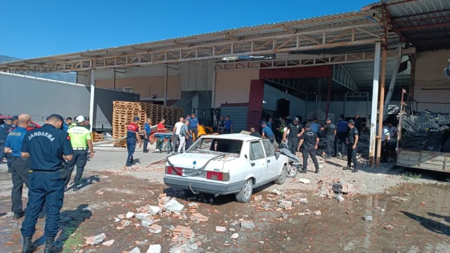 Antalya'daki Halde Korkutan Patlama ve Yaralılar