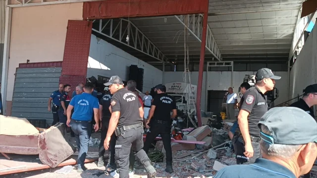 Antalya'daki Halde Korkutan Patlama ve Yaralılar