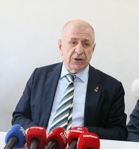 Ümit Özdağ Gaziantep'te: Zafer Partisi Hızla Yükseliyor