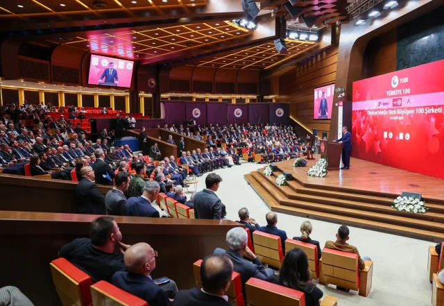 Cumhurbaşkanı Yardımcısı Yılmaz Uluslararası Rekabeti Değerlendirdi