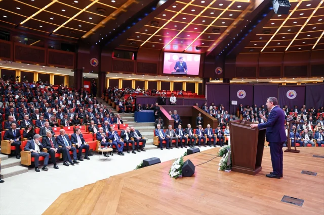 Cumhurbaşkanı Yardımcısı Yılmaz Uluslararası Rekabeti Değerlendirdi