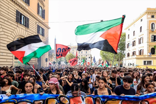 İtalya'dan Gazze İçin Tüm Ülkede Hayat Durma Noktasında