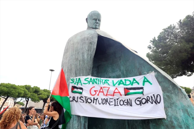 İtalya'dan Gazze İçin Tüm Ülkede Hayat Durma Noktasında
