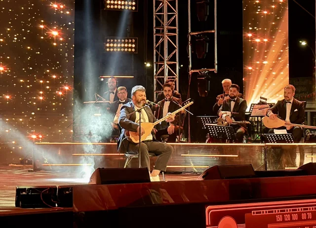 Ahilik Haftası'nda Kırşehir'de Coşkulu Konser Gecesi