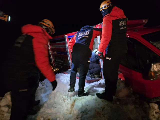 Karadeniz'de Çığ Dramı: Kurtarma Anları Nefes Kesti