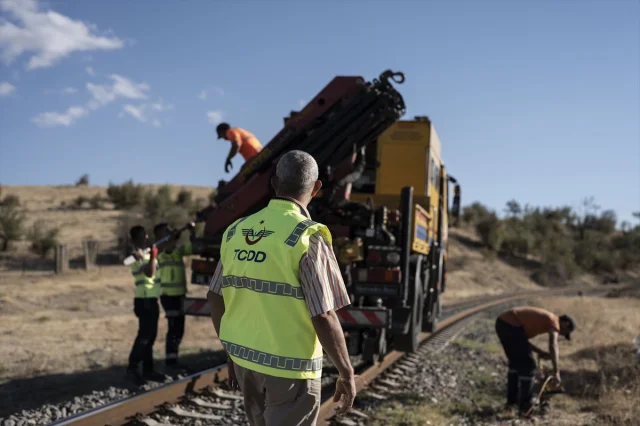 TCDD'nin 169 Yıllık Serüveni Demiryolu Emekçileriyle Devam Ediyor