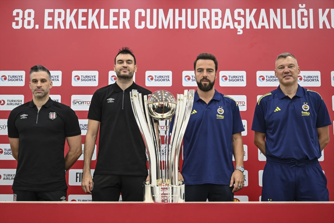 Fenerbahçe Beko ve Beşiktaş GAİN Tarihi Kupada Karşı Karşıya