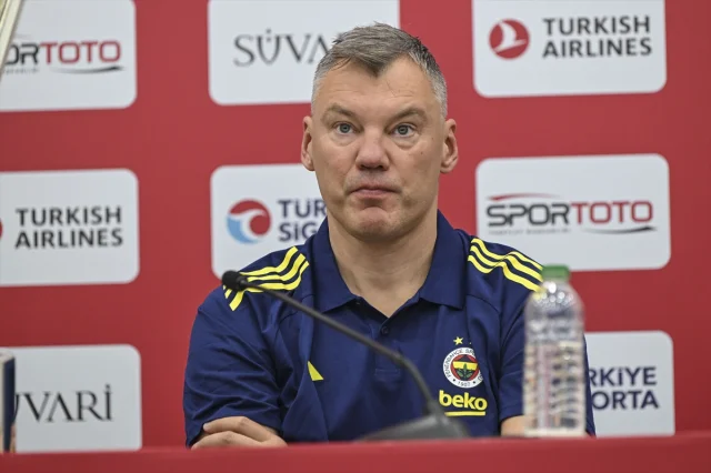 Fenerbahçe Beko ve Beşiktaş GAİN Tarihi Kupada Karşı Karşıya