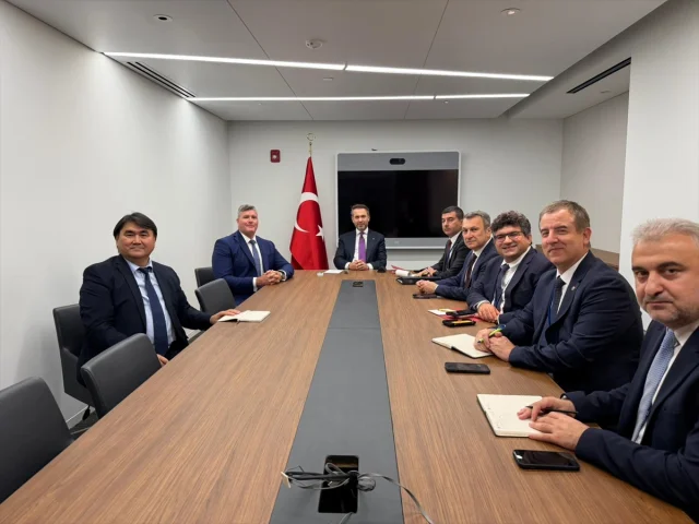 Enerji Bakanı Bayraktar New York'ta Kritik Temaslarda Bulundu