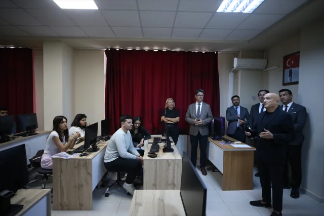 Çanakkale'deki Otonom Sistemler Projesi Eğitime Yeni Bir Soluk Getirdi