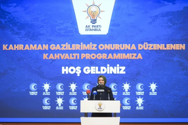 Fatma Betül Sayan Kaya Şehit Ailelerine Seslendi: Güçlü Türk...