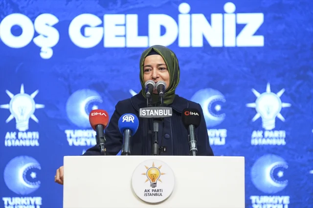 Fatma Betül Sayan Kaya Şehit Ailelerine Seslendi: Güçlü Türkiye Hedefimiz