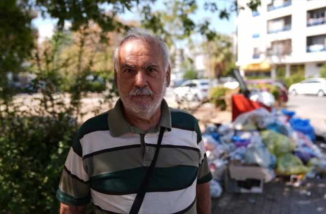 İzmir Karşıyaka'da Çöpler Alarma Geçirdi