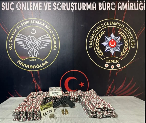 İzmir'de Güvercin Kümeste Şok Operasyon: Binlerce Hap Ele Ge...