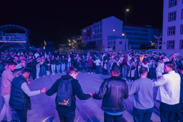 Bitlis'te Anadolu Ezgileri: Şenlik Rüzgarı Esti