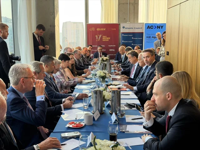 Enerji Bakanı Alparslan Bayraktar'dan Amerika'da Büyük Çağrı