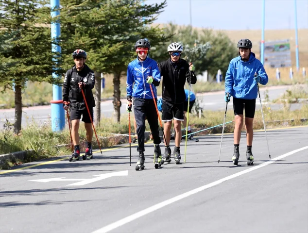 Milli Sporcular Ardahan’da Kış Sezonuna Hazırlanıyor