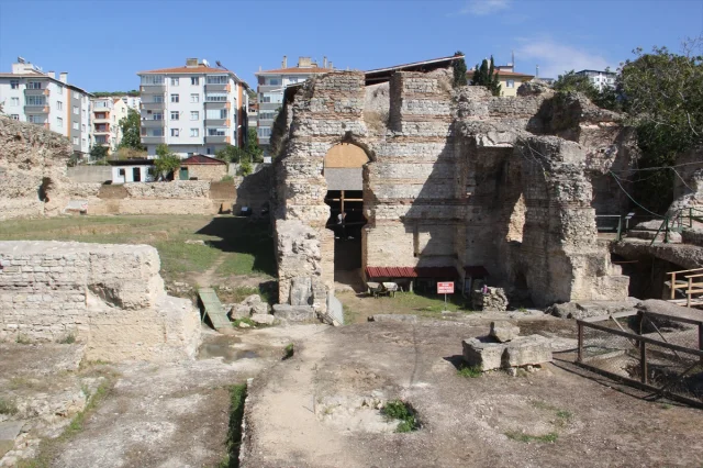 Sinop'ta 700 Yıllık Kilise Ziyaretçilerine Tarihi Yolculuk Sunuyor