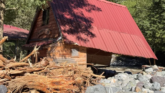 Rize'nin Şiddetli Yağmurları Sonrası Büyük Kurtuluş! Vali'den Açıklama