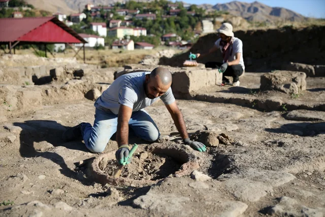 Bitlis Kalesi'nin Sırları Açığa Çıkıyor: Giriş Kapısının Anahtarı Bulundu