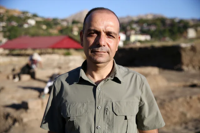 Bitlis Kalesi'nin Sırları Açığa Çıkıyor: Giriş Kapısının Anahtarı Bulundu