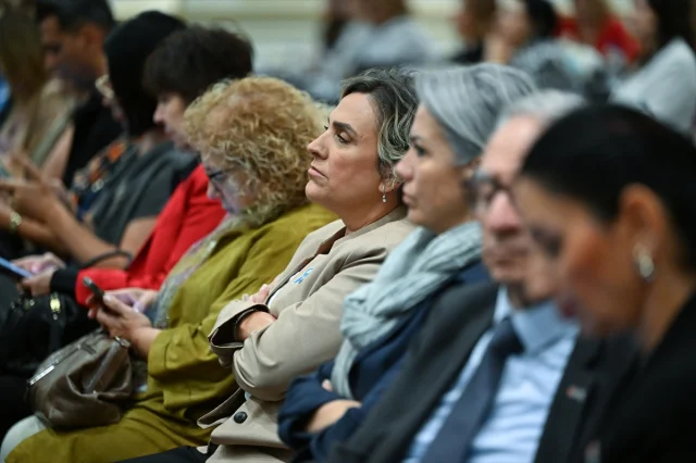 Kadınlar ve Gençler Teknolojiyle Nasıl Güçleniyor?