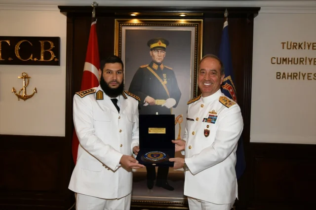 Deniz Kuvvetleri Komutanları Sürpriz Toplantıda Bir Araya Geldi