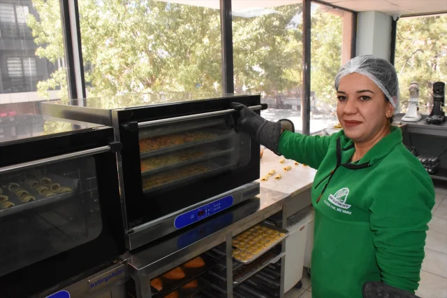 Afyonkarahisar'da Anne, Kızı İçin Glütensiz Lezzetlerle Şehri Büyülüyor