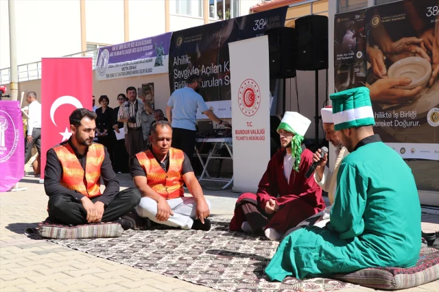 Burdur'un Tarihi Mesleği Ayakta Tutan Berberi: Ramazan Gökdoğan