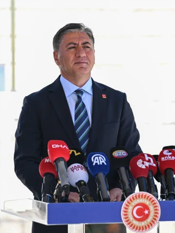 Murat Emir'den YSK ve Siyaset Gündemine Dair Çarpıcı Açıklamalar