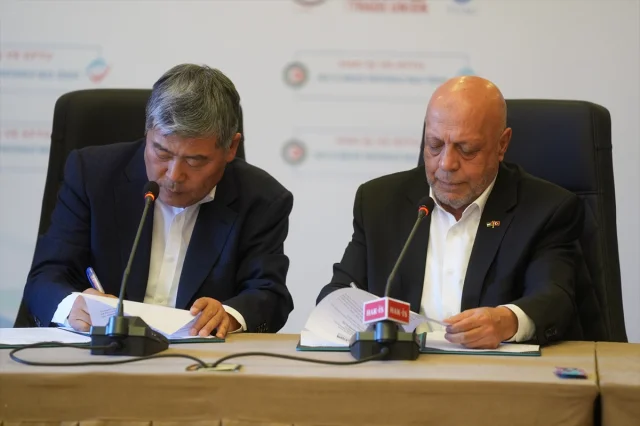 HAK-İŞ ve Kore Sendikalarından Stratejik İşbirliği Anlaşması