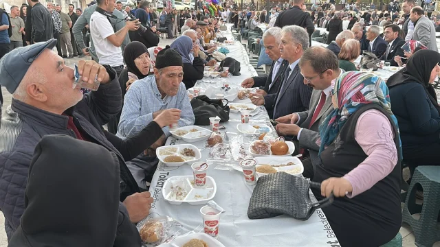 Tokat'ta Binlerce Kişi Ahi Pilavı İçin Buluştu