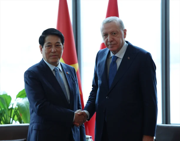 Erdoğan ve Luong Cuong'dan Sürpriz Görüşme: İşte Zirvenin Detayları