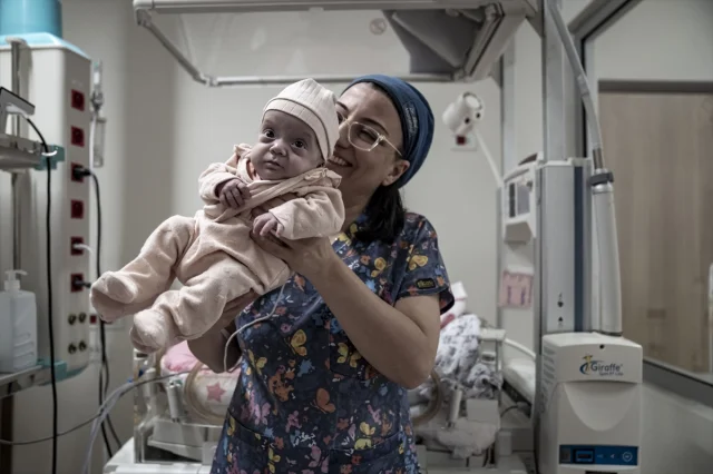 Erzurum'da Prematüre Bebekler Mucizevi Şekilde Hayata Tutundu