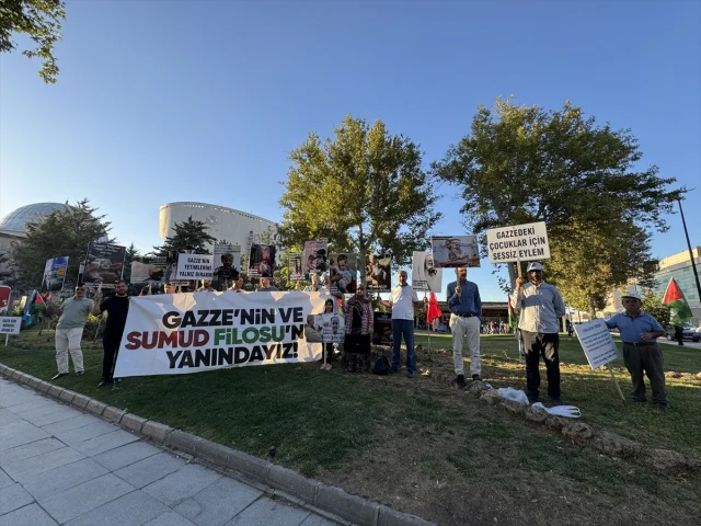 Malatya Öğretmenlerinden Gazze İçin Sessiz Ama Etkili Eylem