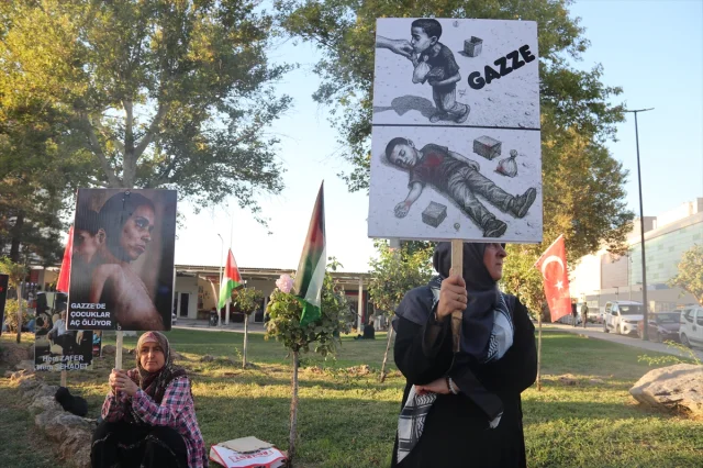 Malatya Öğretmenlerinden Gazze İçin Sessiz Ama Etkili Eylem