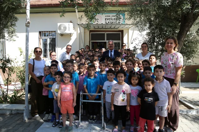 Aydınlı Öğretmenden İlham Veren Hareket