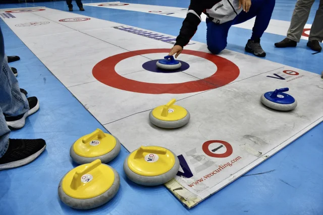 Samsun'da Suçlu Çocuklar Sporla Kurtuluşa: Floor Curling Eğitimi Başladı