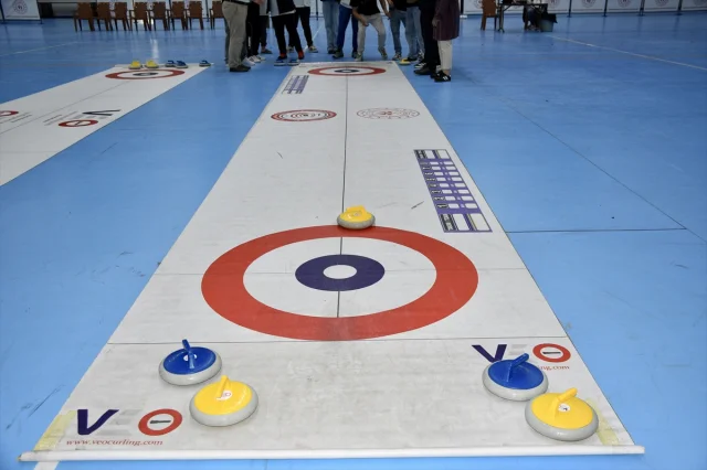 Samsun'da Suçlu Çocuklar Sporla Kurtuluşa: Floor Curling Eğitimi Başladı