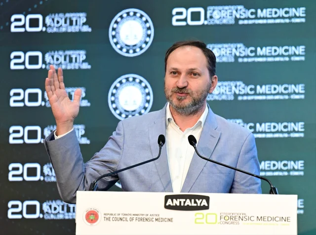 Mehmet Dinç, Bağımlılıkla Mücadelede Yeşilay'ın Stratejisini Açıkladı