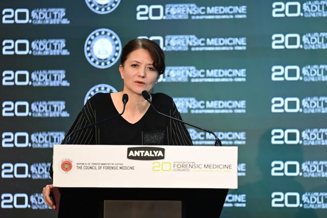 Mehmet Dinç, Bağımlılıkla Mücadelede Yeşilay'ın Stratejisini Açıkladı