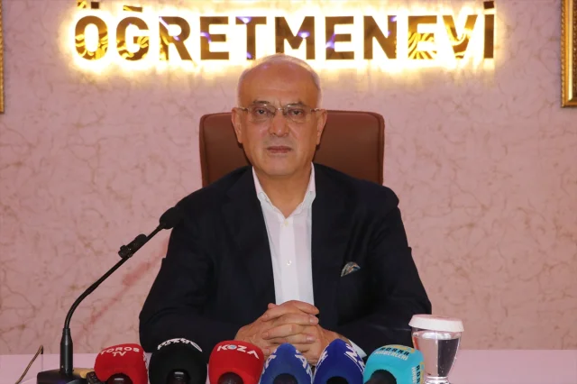 Adana'da Tarihi Buluşma: "Terörsüz Türkiye" İçin Geri Sayım