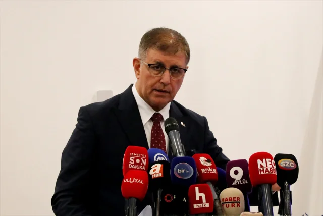 İzmir'de Çöp Krizi Büyüyor Mu: Başkan Tugay'dan Çarpıcı Açıklamalar