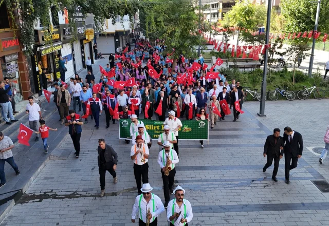 Siirt Fıstığı Festivali Başladı: Türkiye'nin Fıstık Başkenti Dünya Sahnesine Çıkıyor
