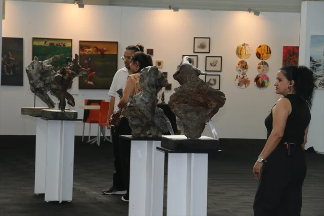 Adana Sanat Yağmuruna Hazır: Artconcept Fuarı'na Yoğun İlgi