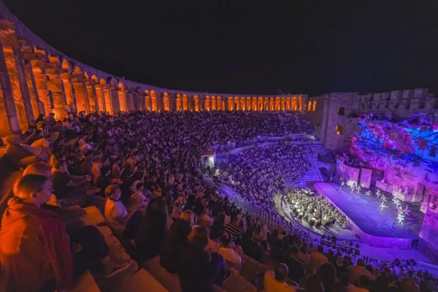 Aspendos'ta Muhteşem "Don Kişot" Gösterisi Nefes Kesti