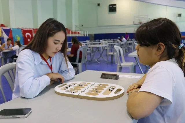 Amasya'da Uluslararası Zeka Oyunları Turnuvası Büyük İlgi To...