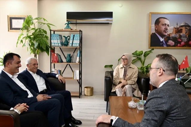 Belgin Uygur'un İstanbul'daki Yoğun Temaslarını Keşfedin