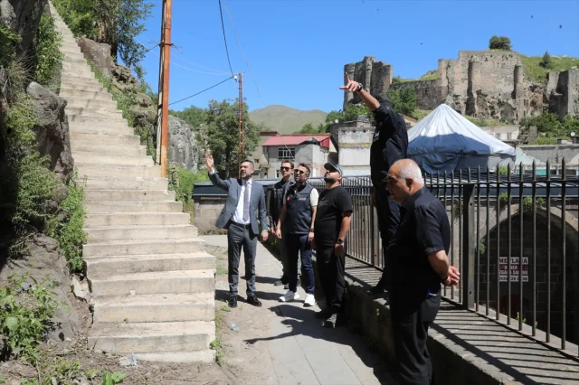 Bitlis Yollarında Güvenlik Atağı: Çelik Ağlarla Radikal Önlem